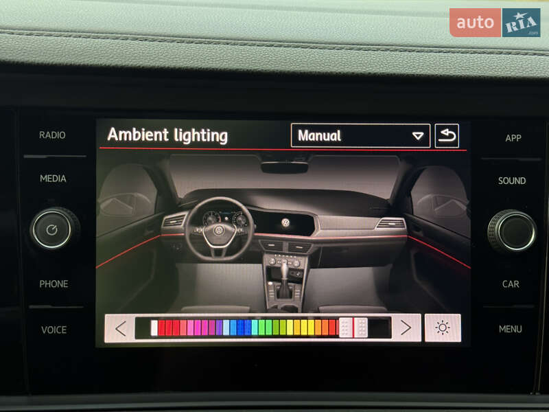 Седан Volkswagen Jetta 2019 в Ужгороді