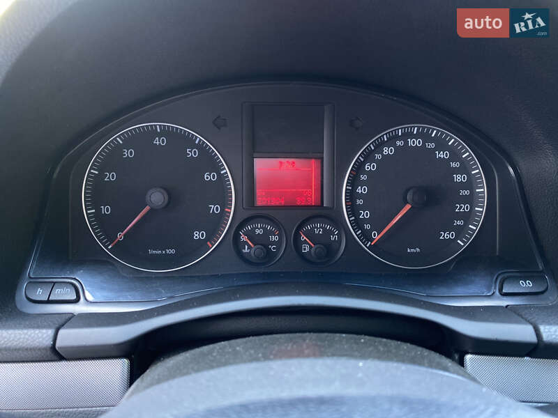 Седан Volkswagen Jetta 2007 в Староконстантинове