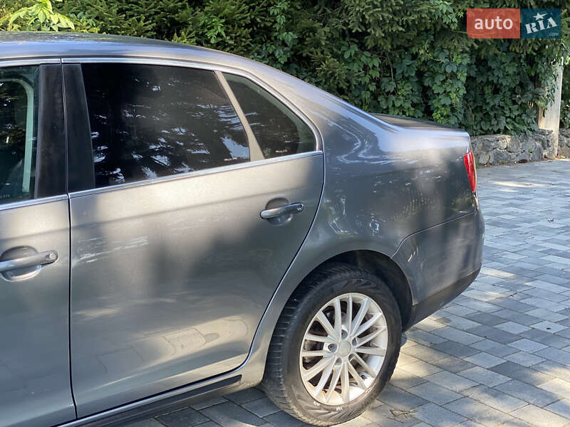 Седан Volkswagen Jetta 2007 в Староконстантинове