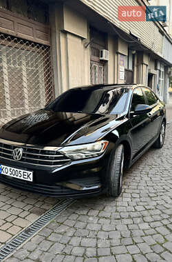 Седан Volkswagen Jetta 2019 в Береговому