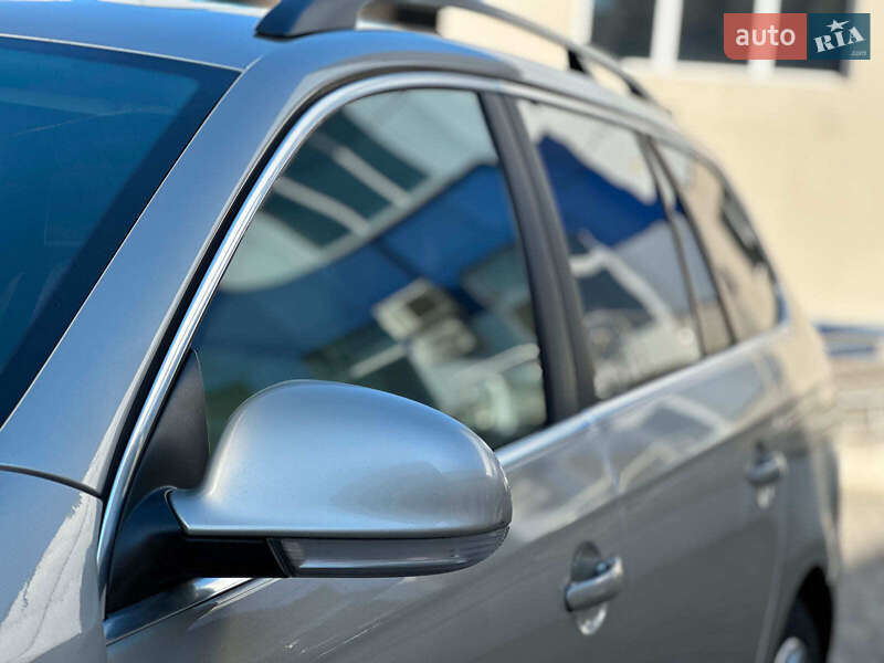 Универсал Volkswagen Jetta 2013 в Одессе