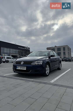 Седан Volkswagen Jetta 2011 в 