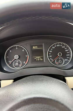 Седан Volkswagen Jetta 2011 в 