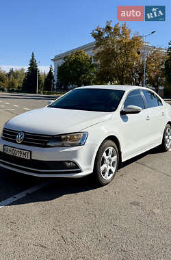 Седан Volkswagen Jetta 2016 в Краматорске