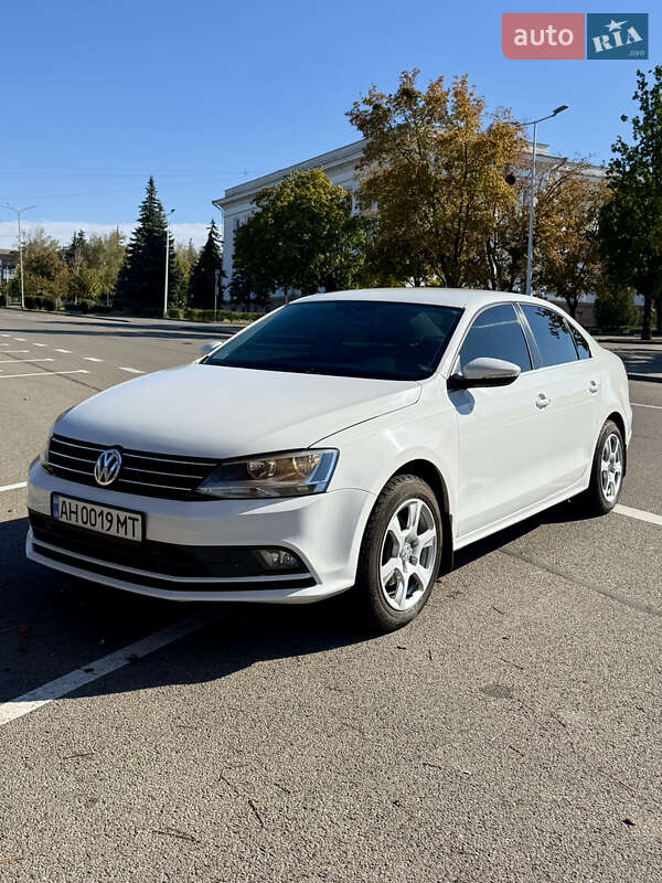Volkswagen Jetta 2016
