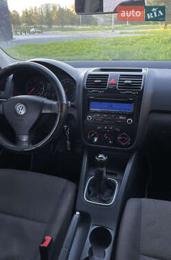 Седан Volkswagen Jetta 2008 в 