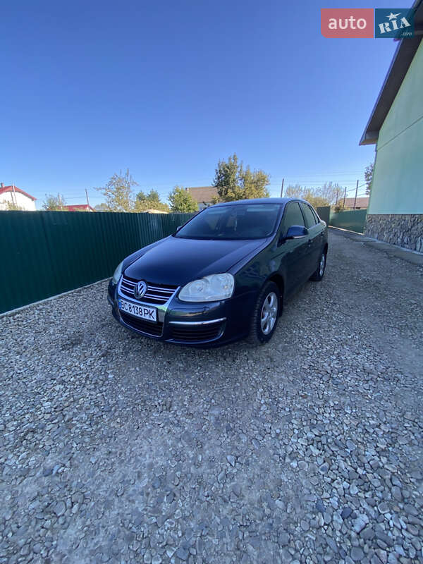 Седан Volkswagen Jetta 2005 в Долині фото 6 Седан Volkswagen Jetta 2005 в Долині