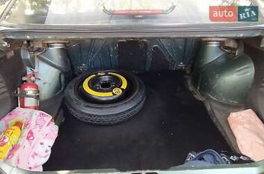 Седан Volkswagen Jetta 1989 в 