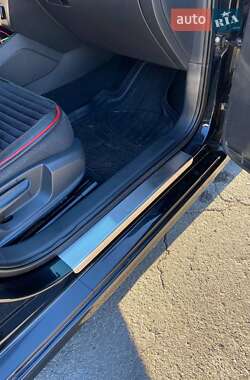 Седан Volkswagen Jetta 2014 в 