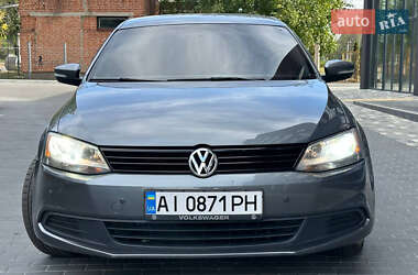 Седан Volkswagen Jetta 2014 в 