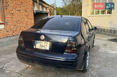 Седан Volkswagen Jetta 2000 в 