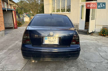 Седан Volkswagen Jetta 2000 в 