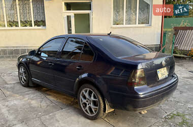 Седан Volkswagen Jetta 2000 в 