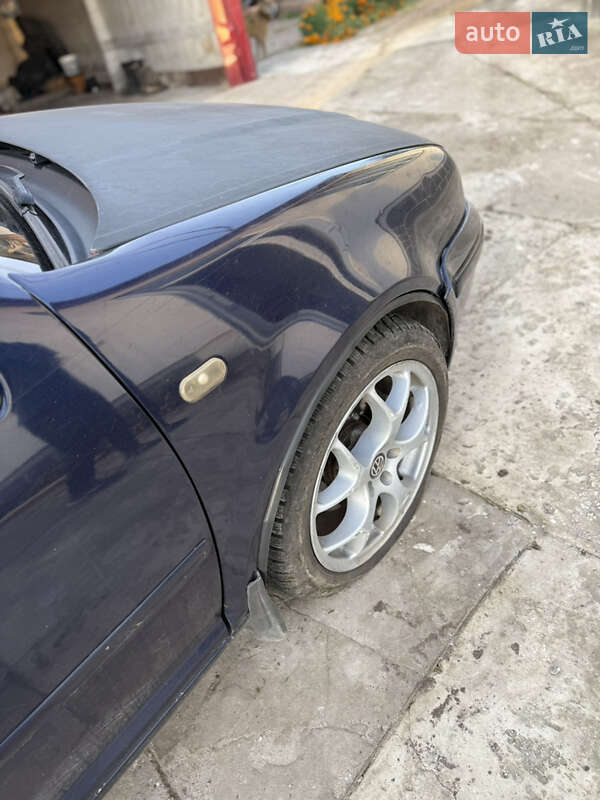 Седан Volkswagen Jetta 2000 в Львове