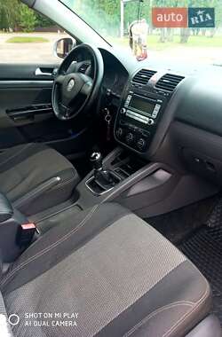 Седан Volkswagen Jetta 2008 в 