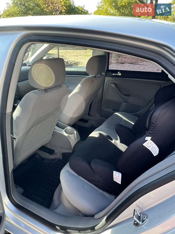 Седан Volkswagen Jetta 2006 в Николаеве фото 5 Седан Volkswagen Jetta 2006 в Николаеве