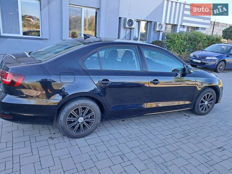 Седан Volkswagen Jetta 2015 в Мурованом фото 8 Седан Volkswagen Jetta 2015 в Мурованом