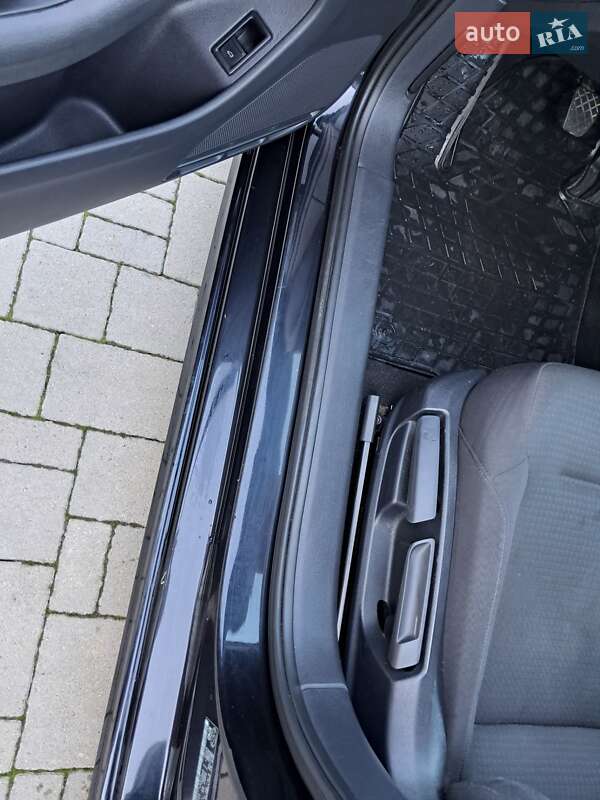 Седан Volkswagen Jetta 2015 в Мурованом фото 25 Седан Volkswagen Jetta 2015 в Мурованом