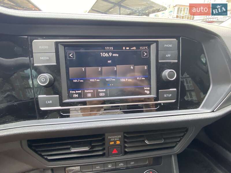 Седан Volkswagen Jetta 2019 в Житомире