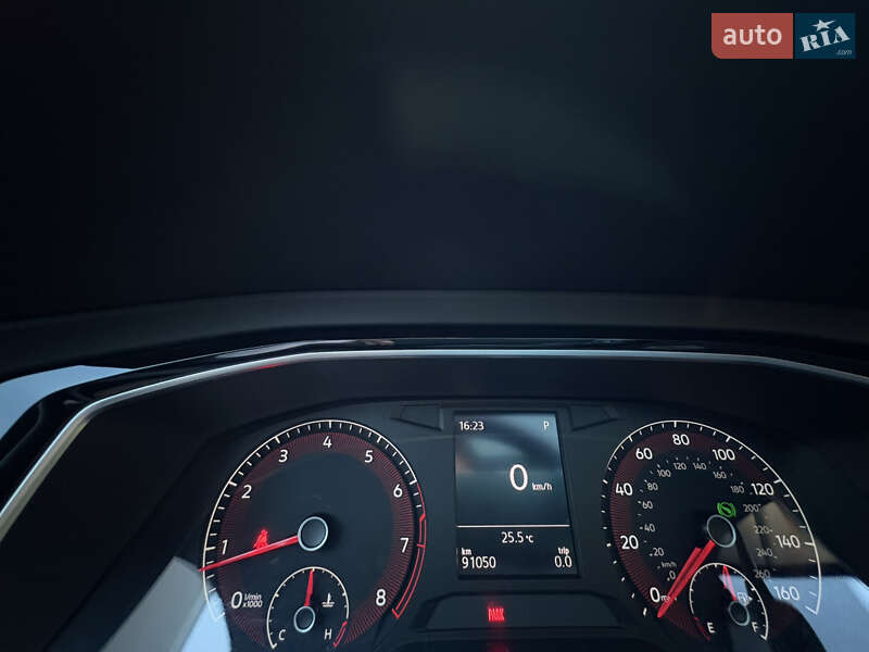 Седан Volkswagen Jetta 2019 в Києві