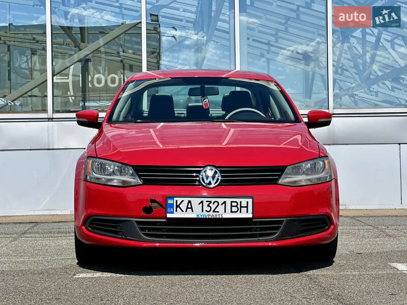 Седан Volkswagen Jetta 2014 в Киеве фото 3 Седан Volkswagen Jetta 2014 в Киеве