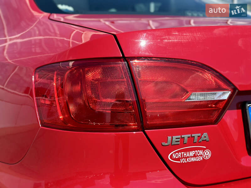 Седан Volkswagen Jetta 2014 в Киеве фото 17 Седан Volkswagen Jetta 2014 в Киеве