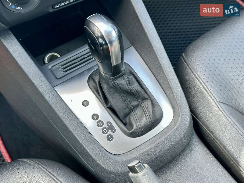 Седан Volkswagen Jetta 2014 в Киеве фото 50 Седан Volkswagen Jetta 2014 в Киеве