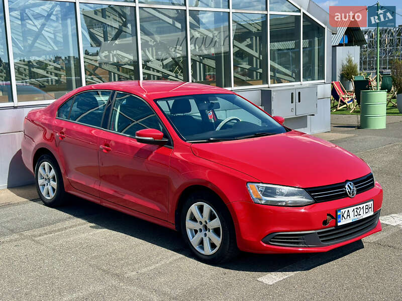 Седан Volkswagen Jetta 2014 в Киеве фото 56 Седан Volkswagen Jetta 2014 в Киеве