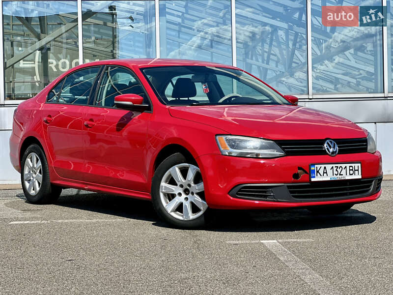 Седан Volkswagen Jetta 2014 в Киеве фото 59 Седан Volkswagen Jetta 2014 в Киеве
