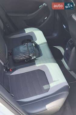 Седан Volkswagen Jetta 2016 в 