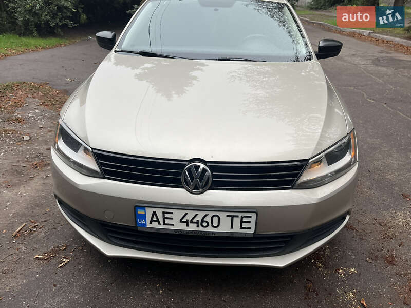 Седан Volkswagen Jetta 2013 в Каменском фото 14 Седан Volkswagen Jetta 2013 в Каменском