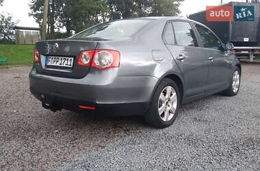 Седан Volkswagen Jetta 2006 в 