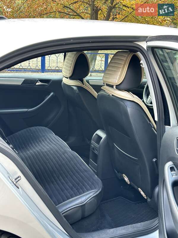 Седан Volkswagen Jetta 2012 в Знаменовке фото 2 Седан Volkswagen Jetta 2012 в Знаменовке