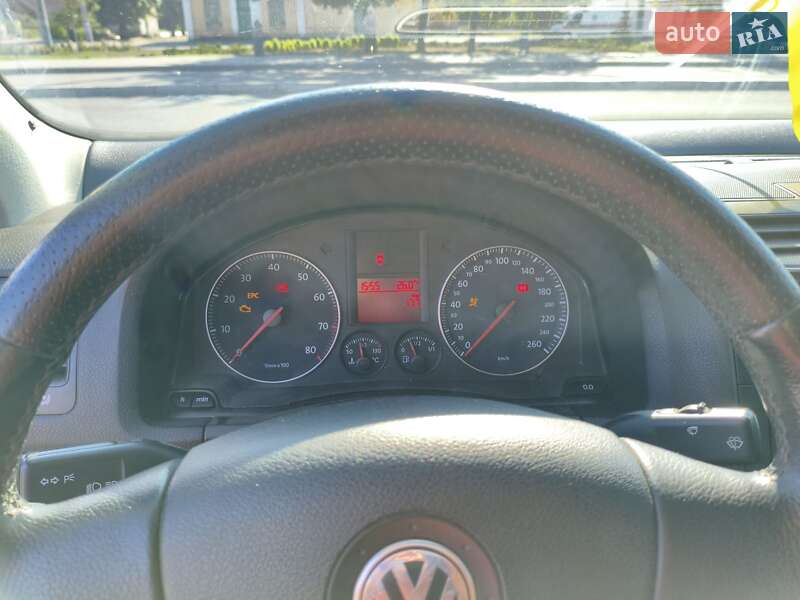 Седан Volkswagen Jetta 2006 в Кривом Роге