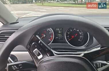 Седан Volkswagen Jetta 2017 в Ровно