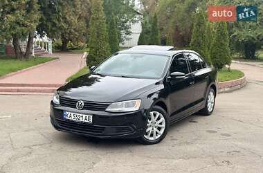 Седан Volkswagen Jetta 2010 в Киеве