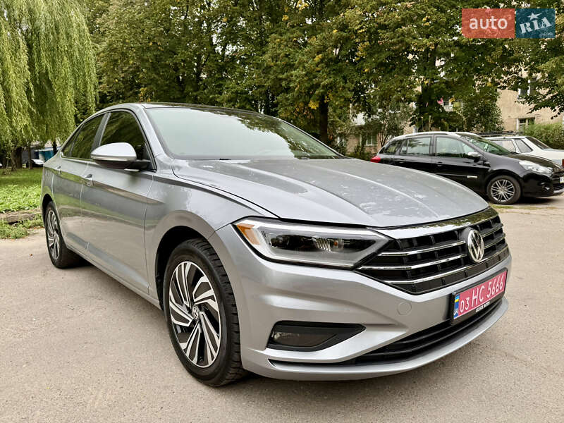 Седан Volkswagen Jetta 2019 в Ровно
