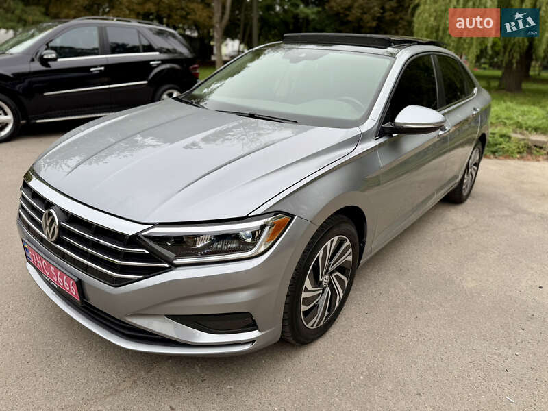 Седан Volkswagen Jetta 2019 в Ровно