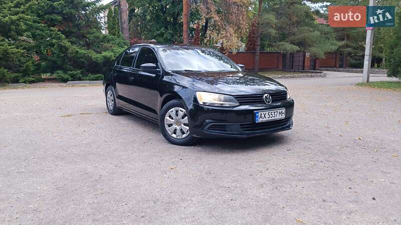 Седан Volkswagen Jetta 2014 в Харькове