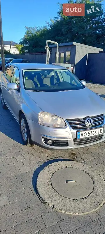 Volkswagen Jetta 2008