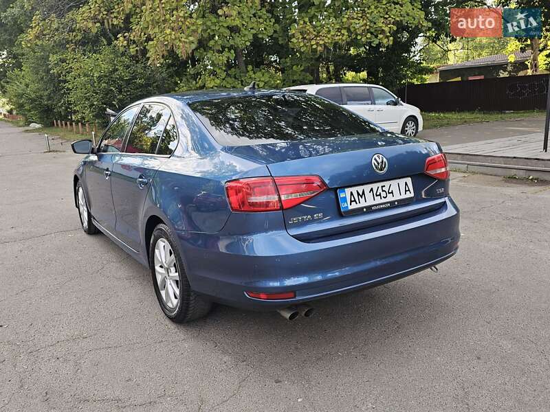 Седан Volkswagen Jetta 2014 в Киеве