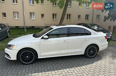 Седан Volkswagen Jetta 2015 в 