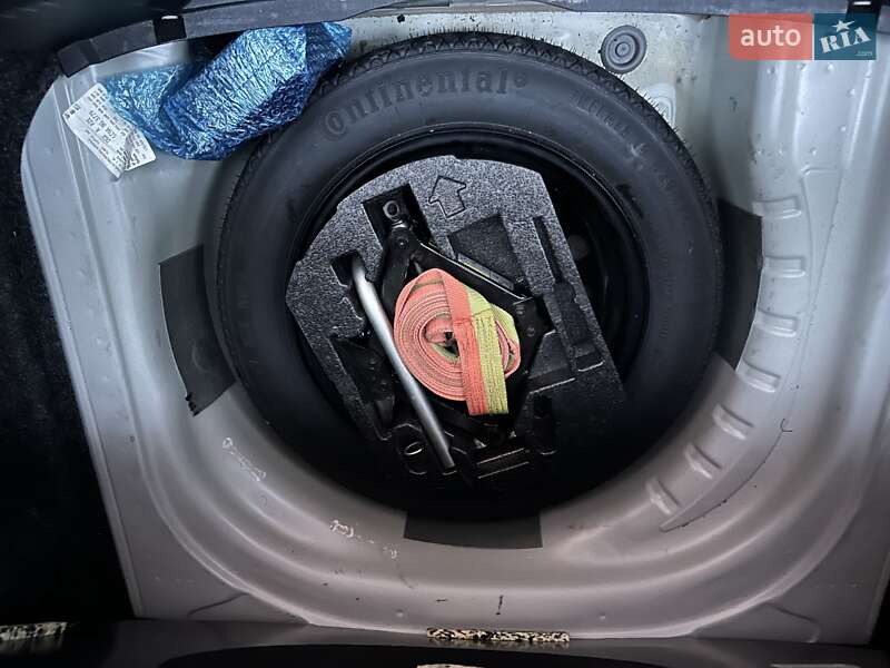 Седан Volkswagen Jetta 2019 в Івано-Франківську