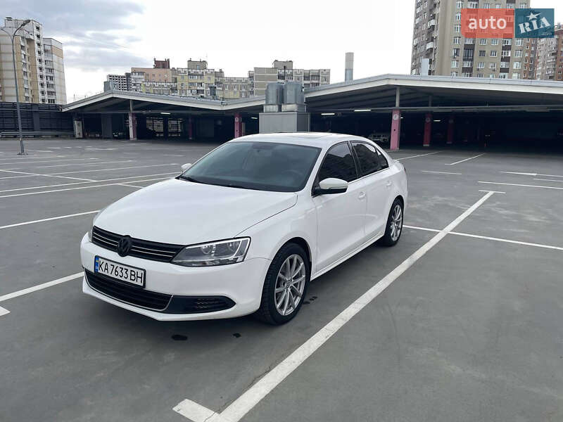 Седан Volkswagen Jetta 2012 в Киеве