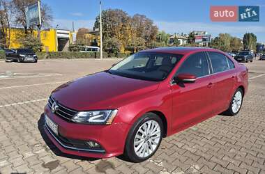 Седан Volkswagen Jetta 2016 в 