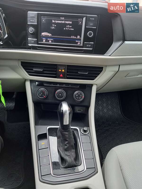 Седан Volkswagen Jetta 2018 в Львові фото 35 Седан Volkswagen Jetta 2018 в Львові