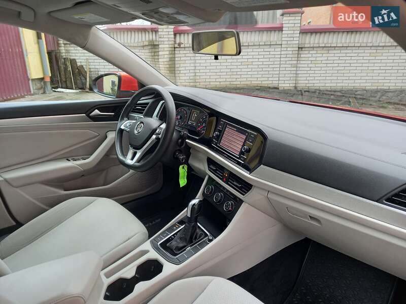 Седан Volkswagen Jetta 2018 в Львові фото 49 Седан Volkswagen Jetta 2018 в Львові