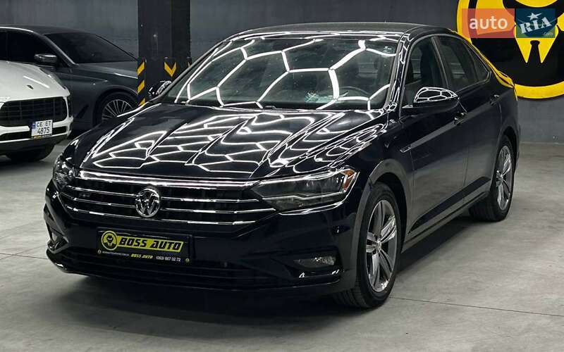 Седан Volkswagen Jetta 2020 в Черновцах