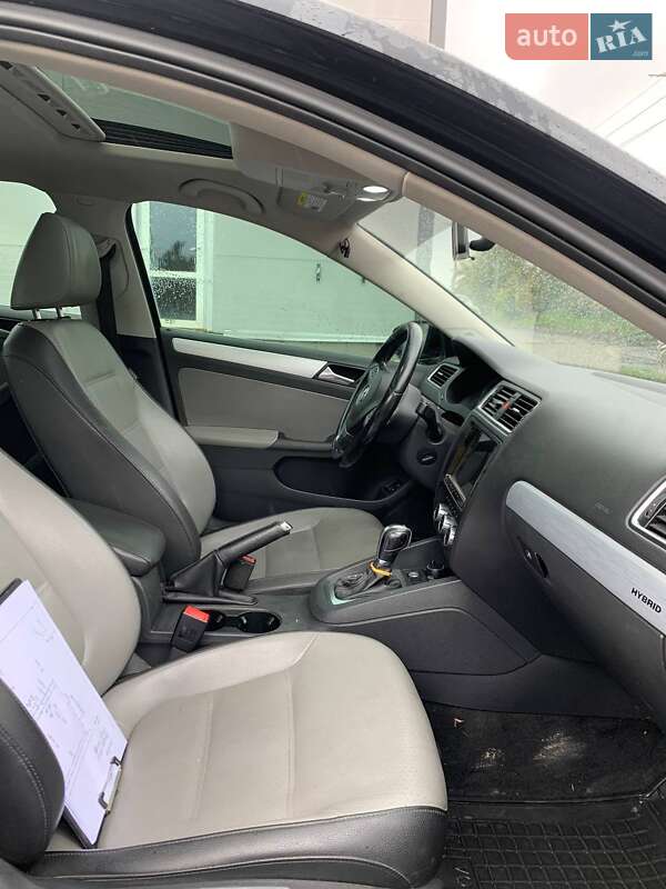 Седан Volkswagen Jetta 2013 в Виннице