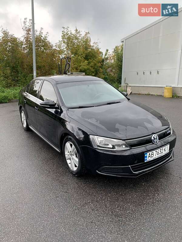 Седан Volkswagen Jetta 2013 в Виннице